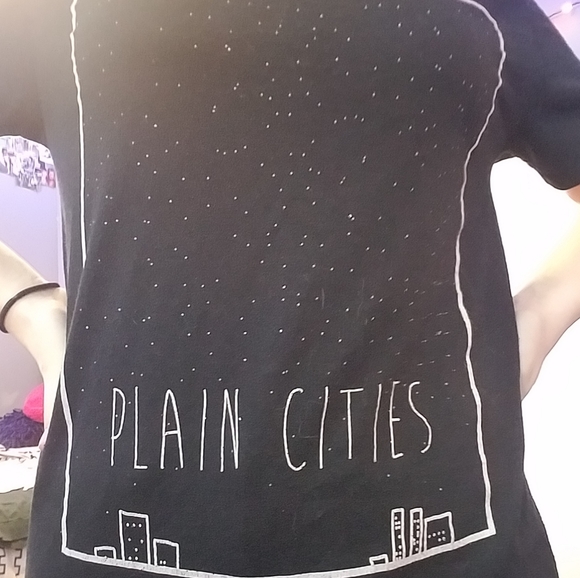 plain cities tee - Picture 2 of 2